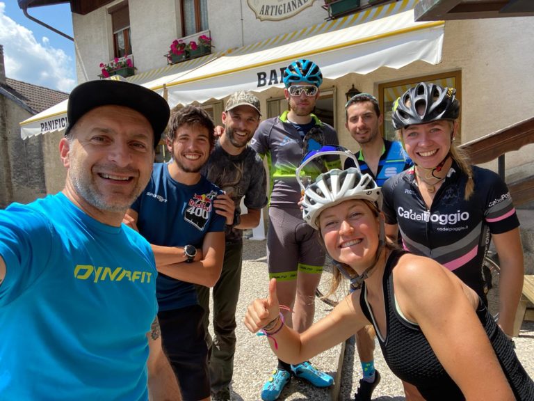 c2b2b1ed-9252-47ca-ab9a-602d6f4195d1