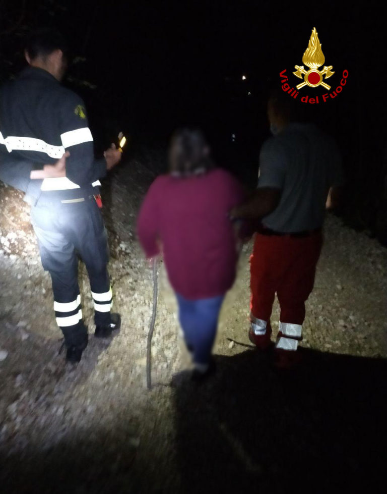 ca8ade74-cb2b-4cb7-945f-a3a36deefdb8