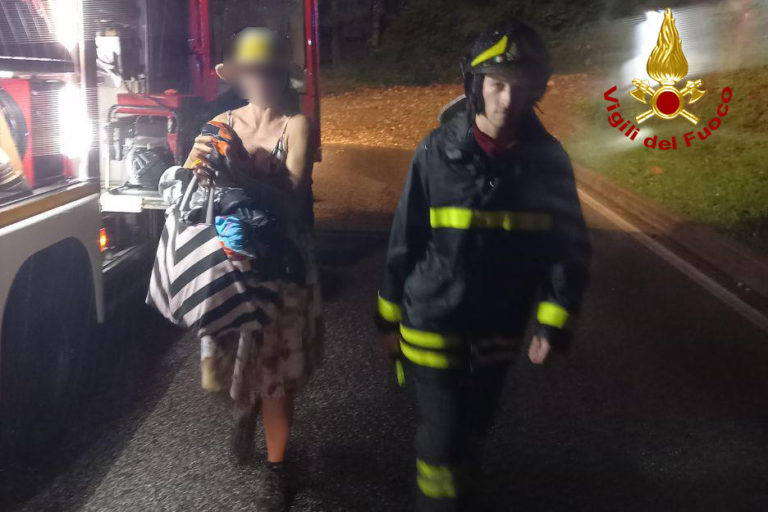 9d3952b0-3e4e-4bb5-9f50-813cbab4549f