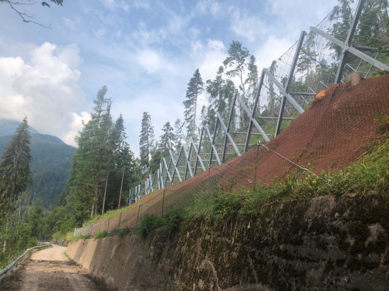 f9245c5b-bb36-4c22-8d30-cfb927302336