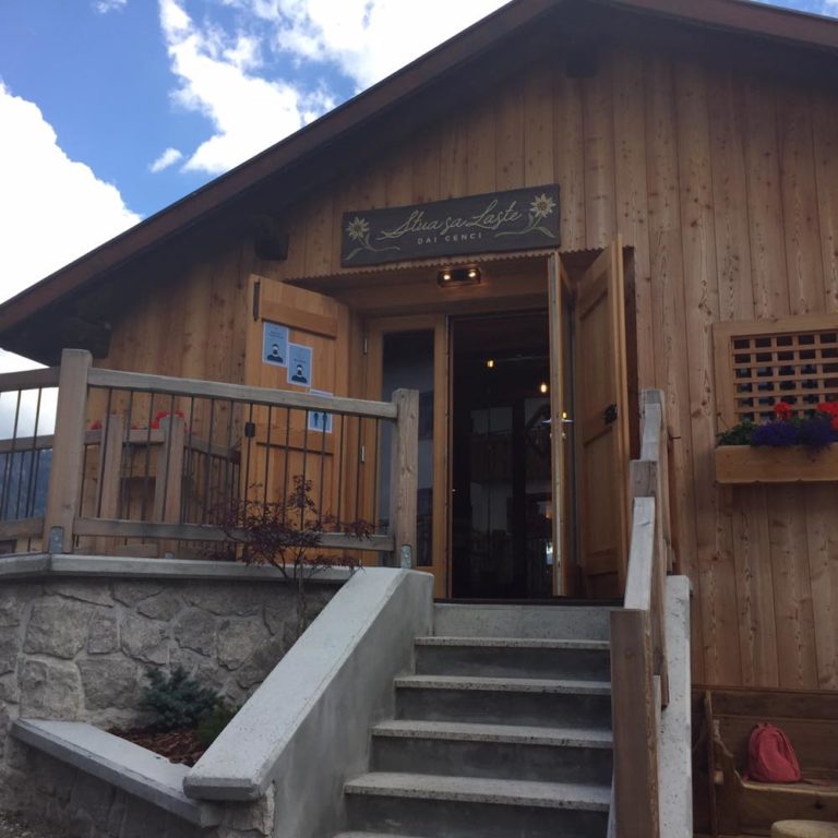 110219012_113709157090541_171375319257831634_o