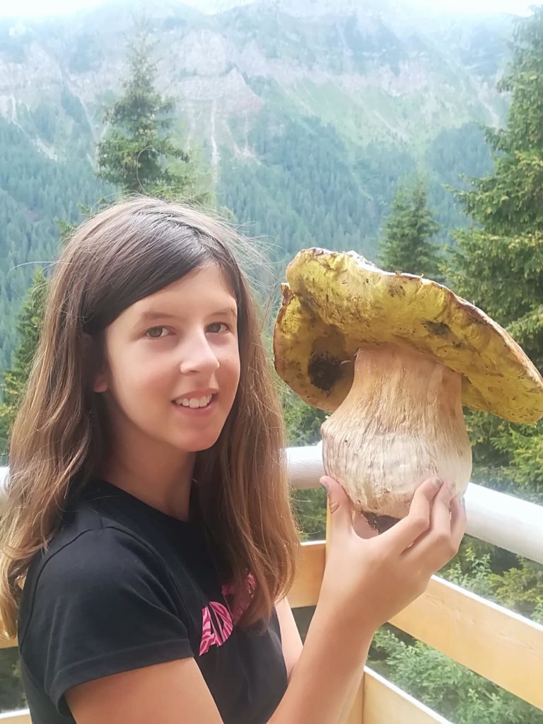 117972449_649001605967266_7840598175570654053_n