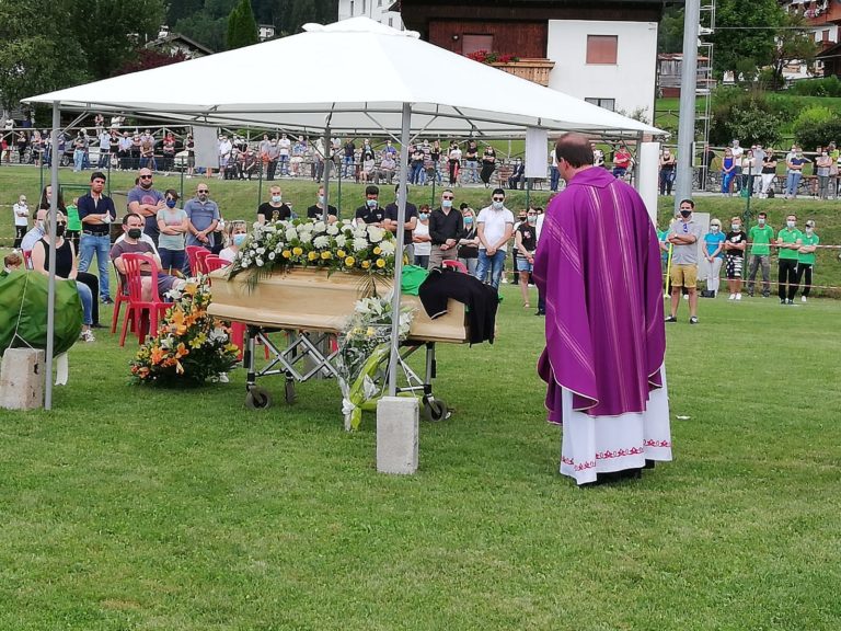 43d9ffa0-4eff-40e8-9434-358cec7bd7bd