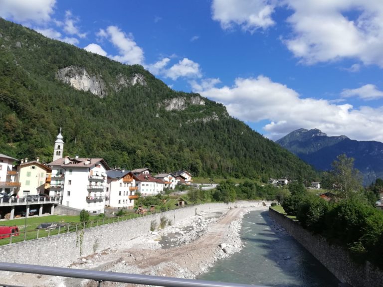 4930ec11-e927-4c15-9c57-7a80ef454372