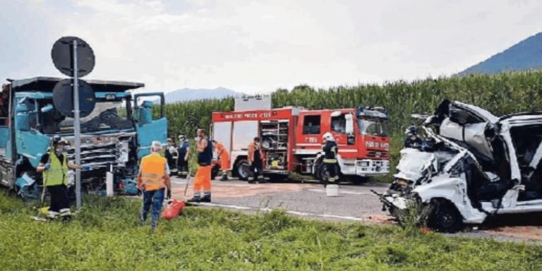 8c450806-e97e-4a8d-ae6e-72a6340f5ce3