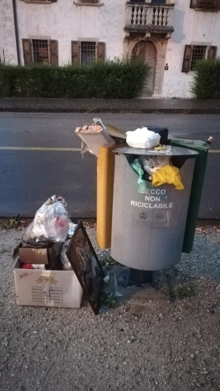 b90a584c-c5f2-4497-8246-bc01e12c9dda