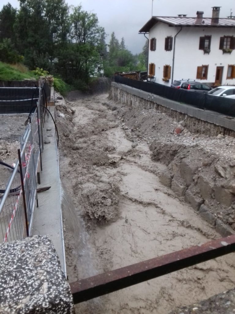 bdeeaf33-b6e4-4ea9-8715-fc5ba0134db2