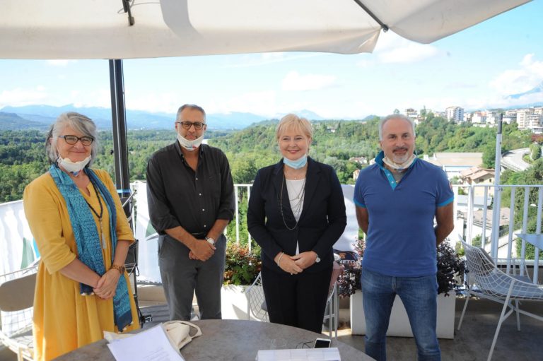 c07b5c15-3f0a-4bf3-8160-17783b4989a9