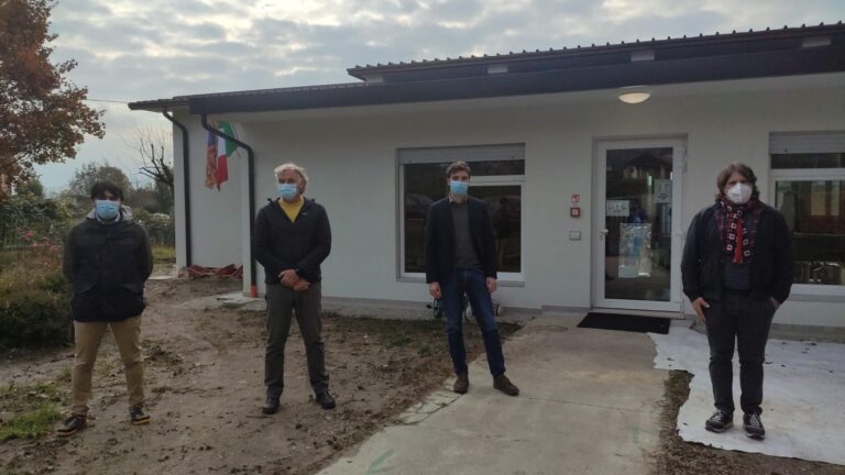 5a7dddc5-e57b-4d07-a864-8f290f037f3e