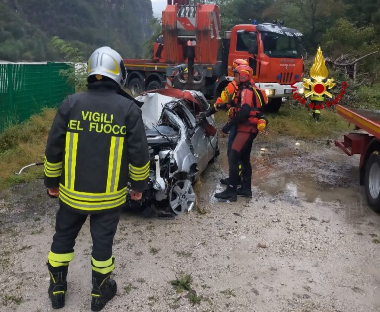 9faa6a8d-c4e4-44f1-b5bf-b9504edf572c