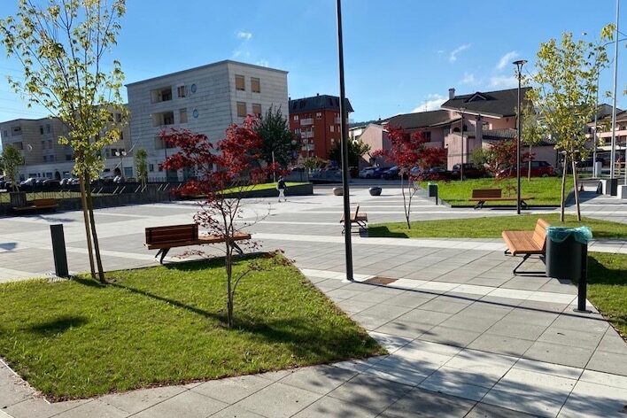 Piazza_della_Poesia_2