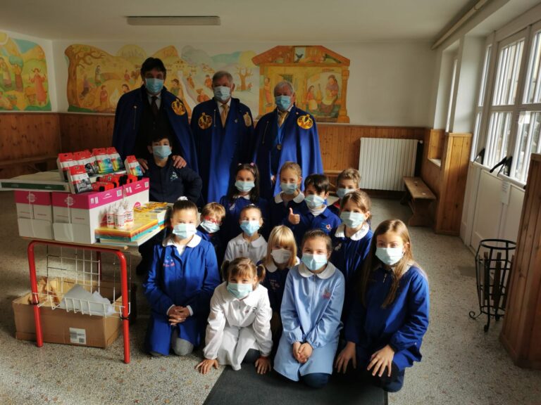 a6f0abb2-dcda-48e3-842d-7034055d5548