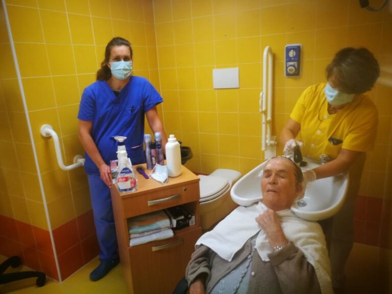 d9a0e9a6-6ade-4c3b-ac4c-1d9753d19793