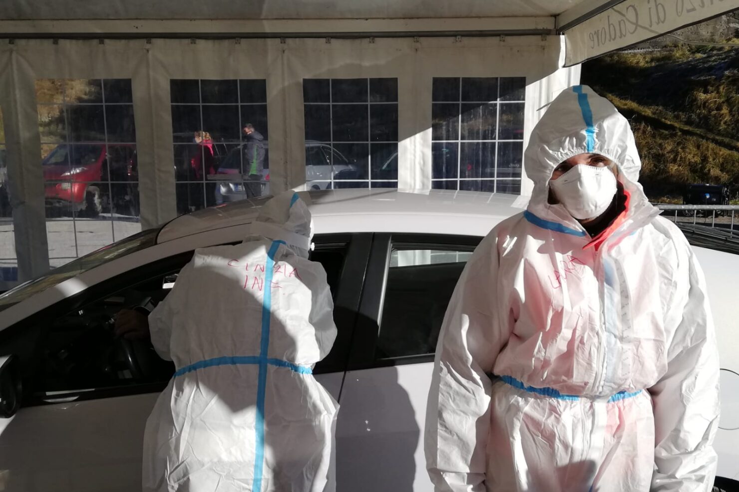 a79e08a7-b6ab-4d95-865e-8000d6b67190