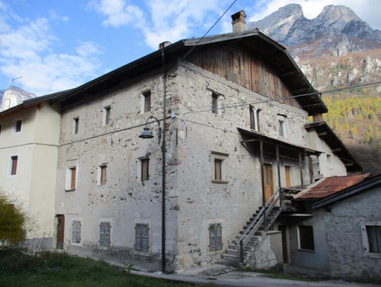 eadc0532-1492-4b2f-a370-39bf69d2ef00