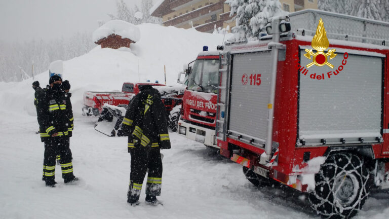 3e910333-2758-4404-9a06-f51eb1b846b2