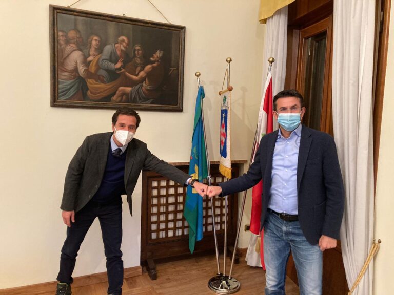 8c97cfd0-98bf-4ab7-a545-865fd2b0bbc7