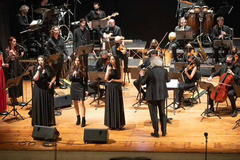 Art Voice Christmas Songs 2020 1