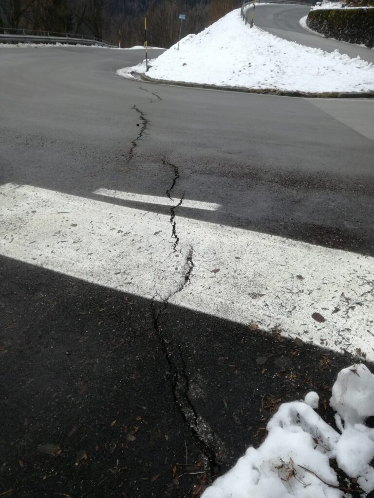 efb10baa-c0ba-4d07-ac14-6f751b51e4e2