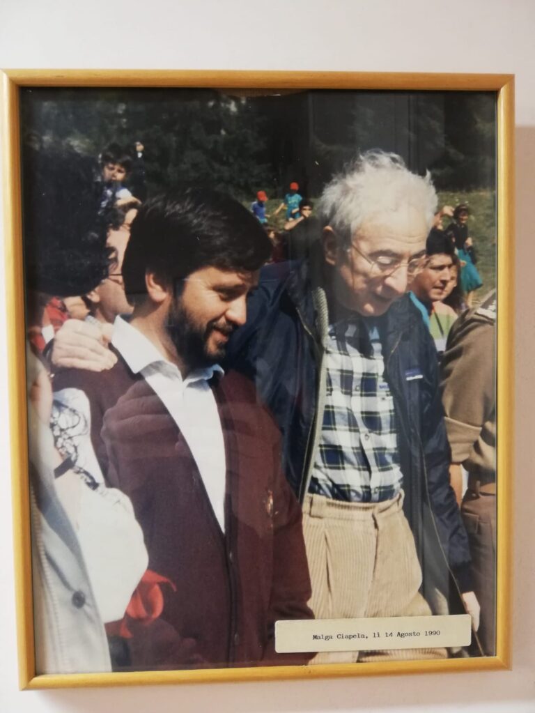 9862089c-f9de-42a8-ba2b-7627b6eb1dbe