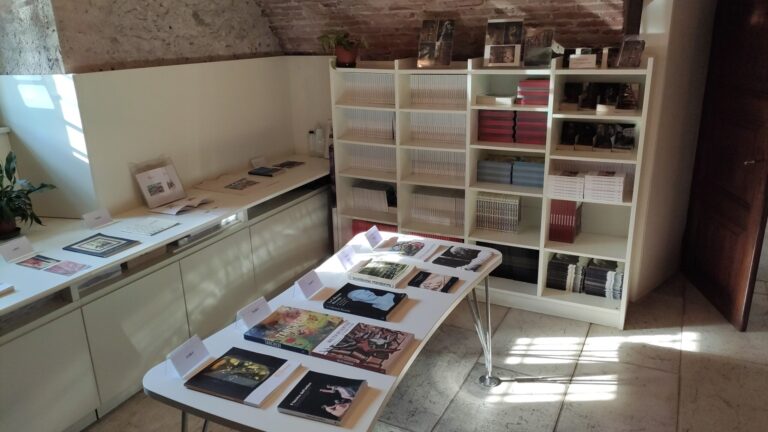 Bookshop Galleria Rizzarda