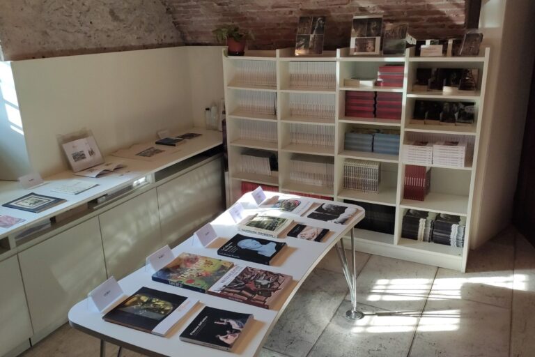 Bookshop Galleria Rizzarda