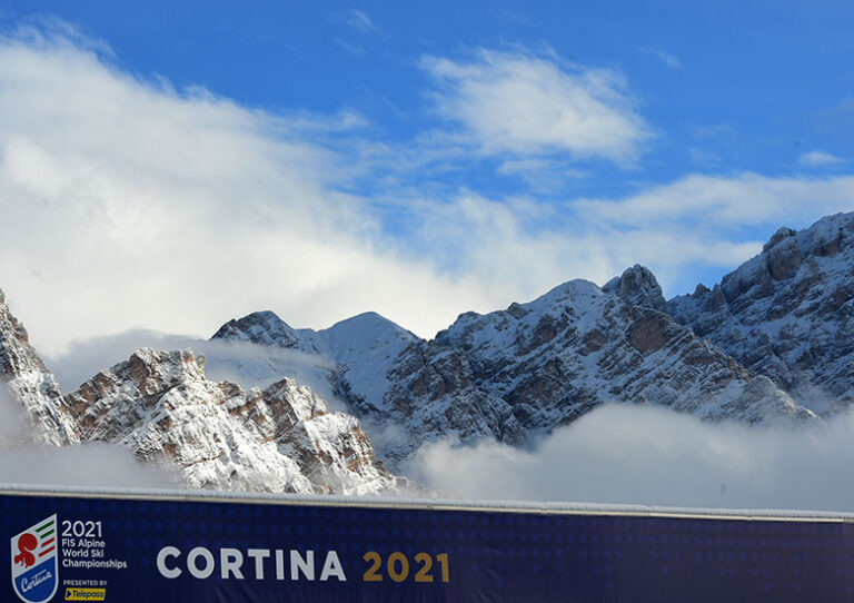 bf5e646d-c3da-4e76-a307-586b2d13d44f