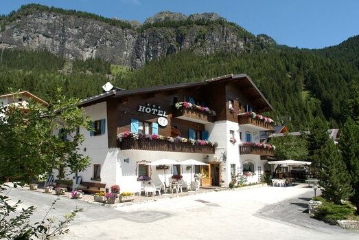 262512_villaeden-estate