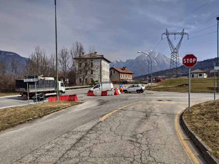 Incrocio che dalla Sp1 porta a Levego Alta