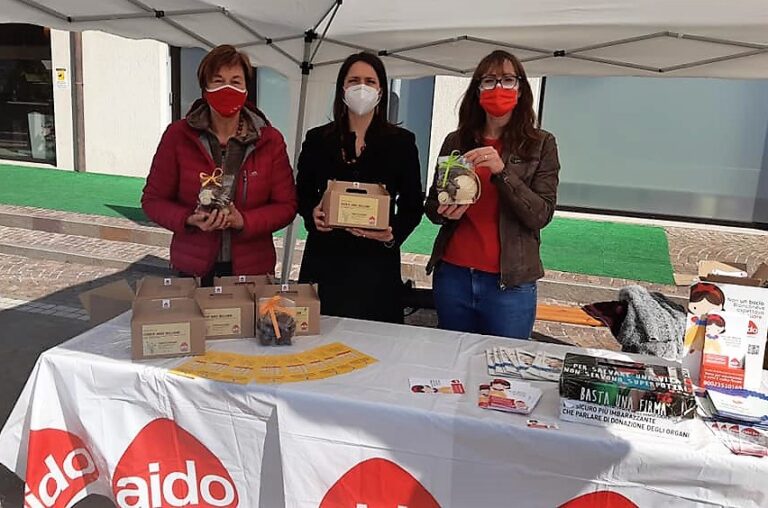 3. Banchetto Aido Limana sindaca De Zanet presidente Nabari