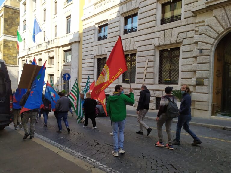 7bc996fd-12cc-4cd4-8a77-a9dfdb7ab6a2