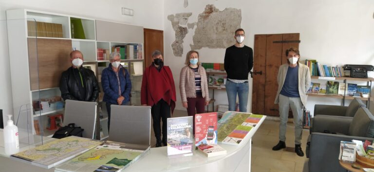 bc33a163-d0ff-4c20-a211-fb5096ec885e