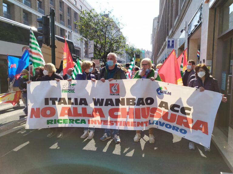 e81af5c8-8083-4a52-99f5-3f5b0c3716e3