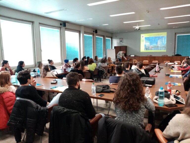 un momento di formazione (archivio)