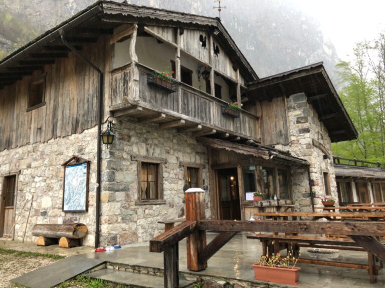 cfafb6c4-5113-44a4-b471-b02a450c5dc6