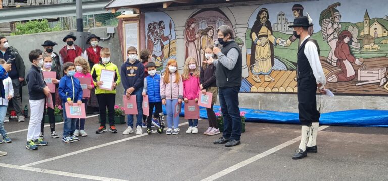 1c6c8a9f-5247-41fb-9c46-1b45d39ae74b