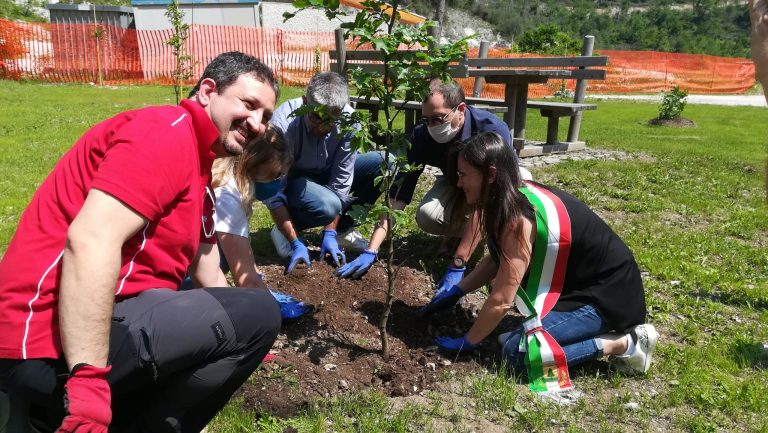 3218bc75-887a-4949-918e-44bfb44ab979