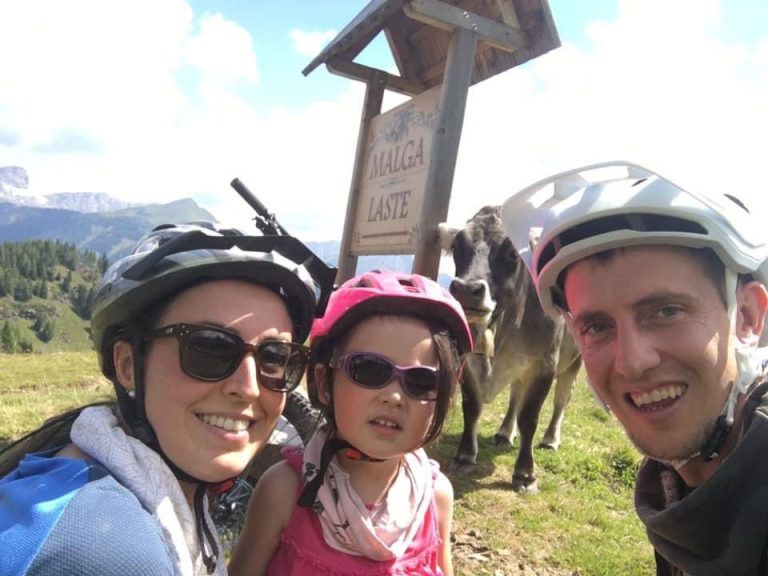 99b09025-73af-43f4-9e64-b6ff93dcf67d-1