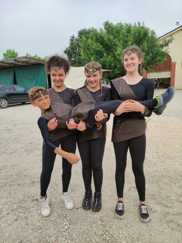 eb8723b9-66f0-46cd-8016-a678d0ea2aa7