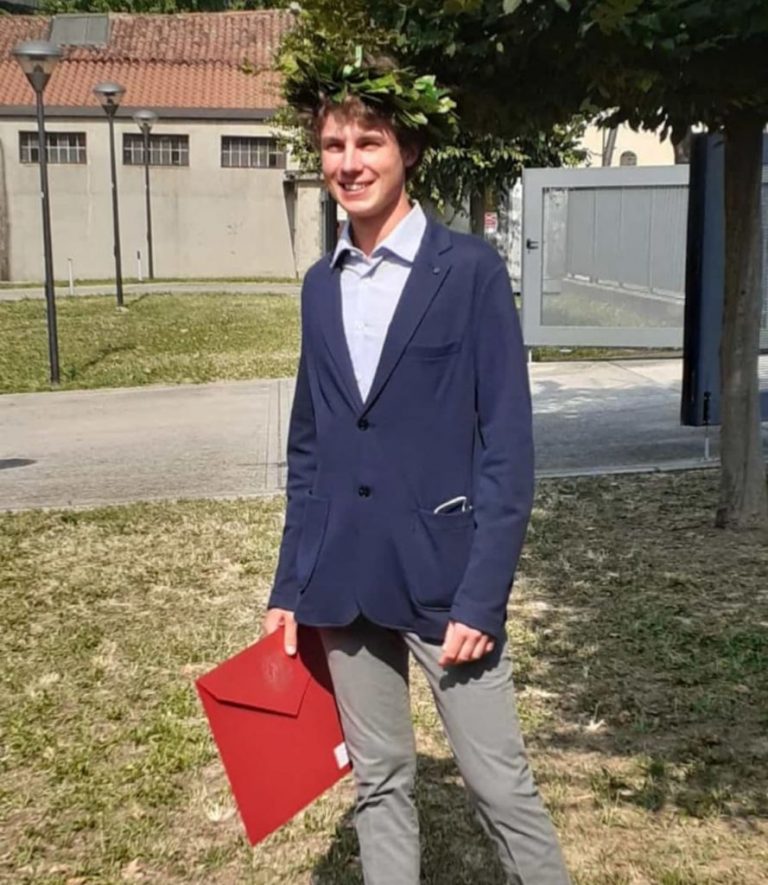 47778624-9ae5-42a6-969b-2d8a14e69d01