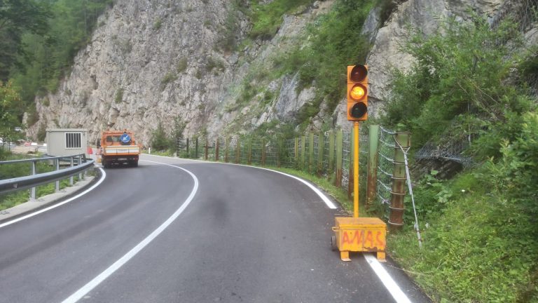 96d77237-9f3d-4c12-ba71-3891f5d83d14