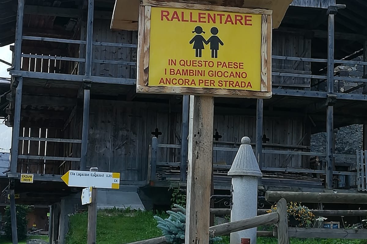 a53fa0d6-ab50-48a6-98ad-232607640ef5