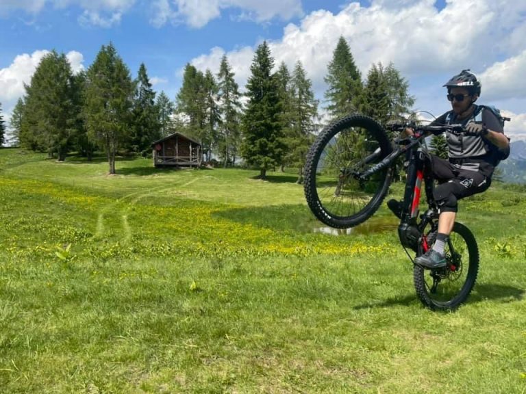 cc427606-4bd0-4e80-9a49-01e74866dea0