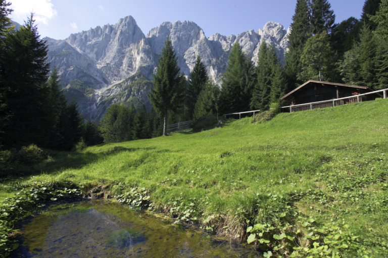 val-delle-moneghe-Sentiero-intrecci-del-tempo-ph-archivio-Apt-San-Martino-1080×611