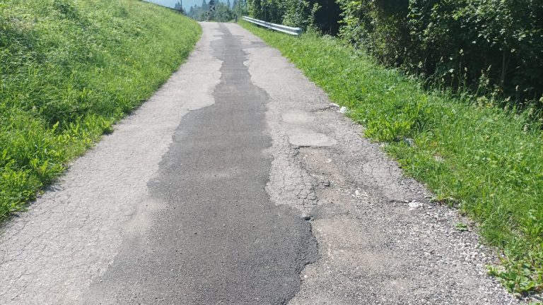 02cb9a72-469b-4212-9388-aa0caf2c84c2