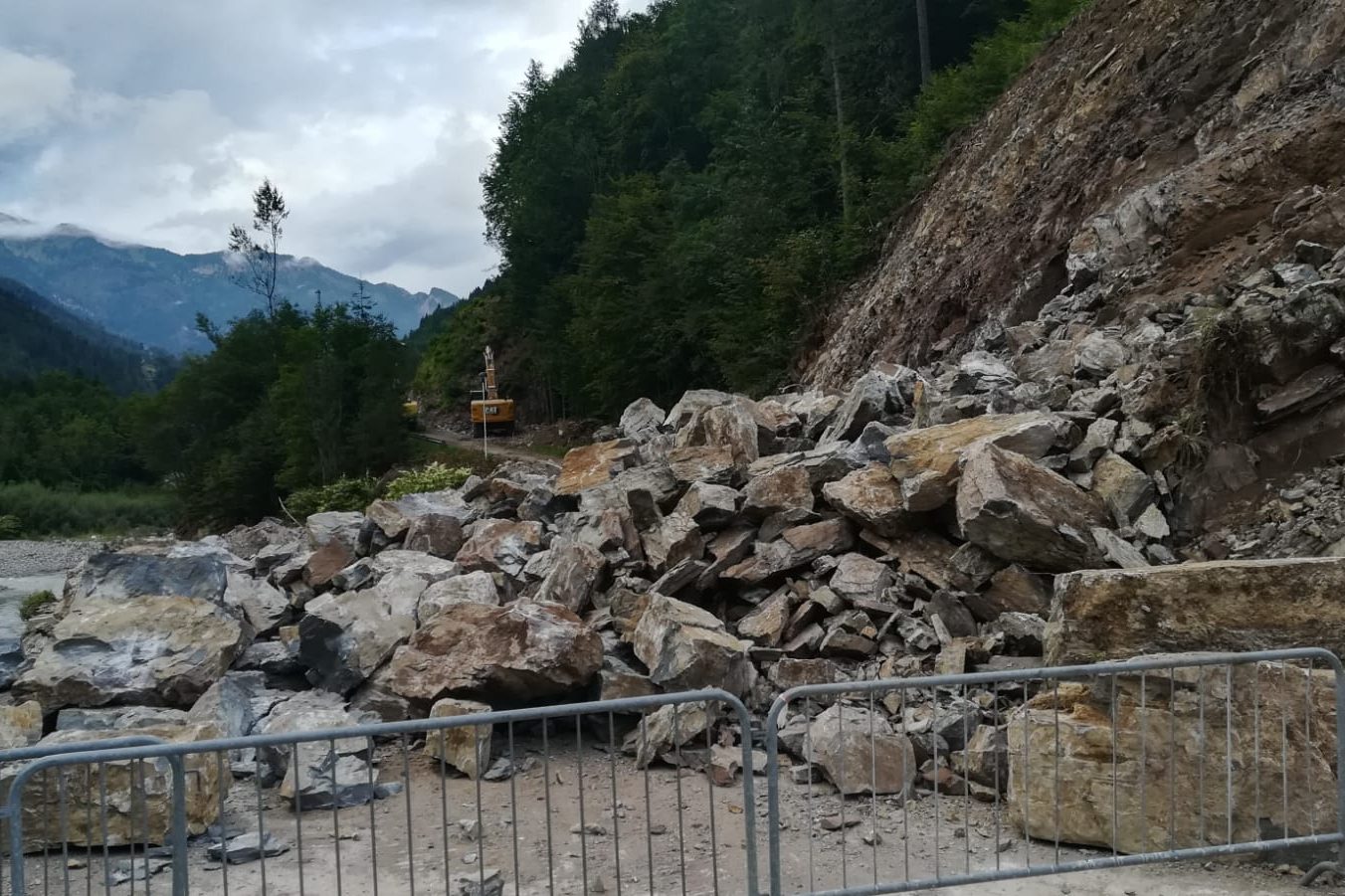 53597440-ac7f-4835-8df2-3aa5431a9b3e