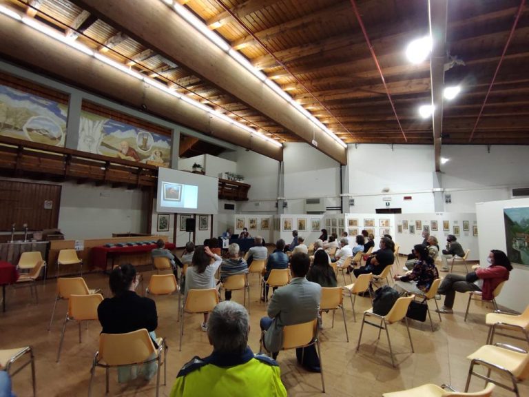 6ef04cb3-964d-4526-a4d0-63471687eb1d