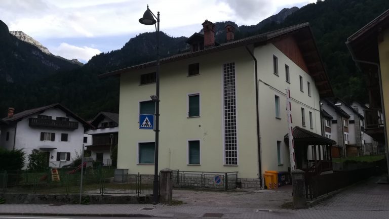 b01abe04-ae06-4ba2-aeb0-b0f1aa0e2ac9