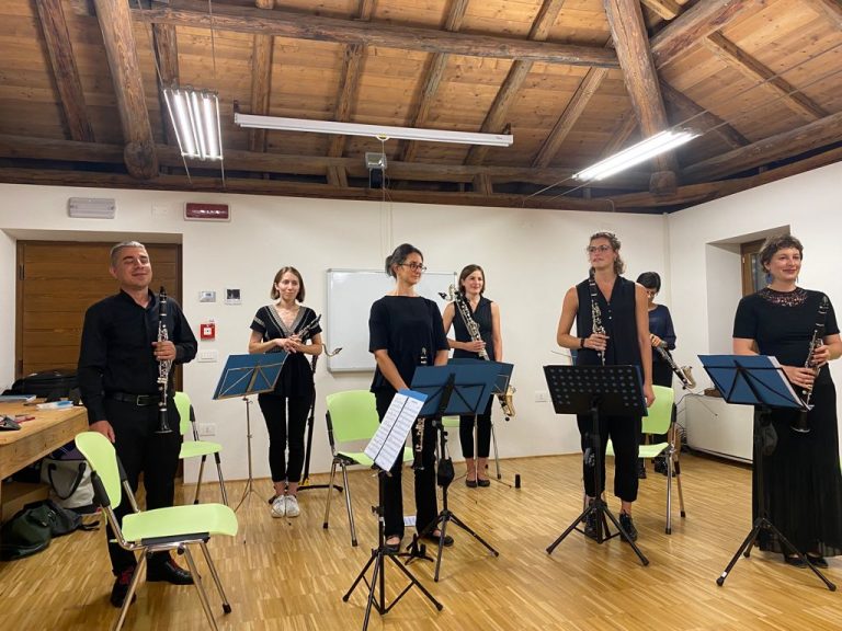 d79953f8-d6f4-4457-ad27-584920fe86c0