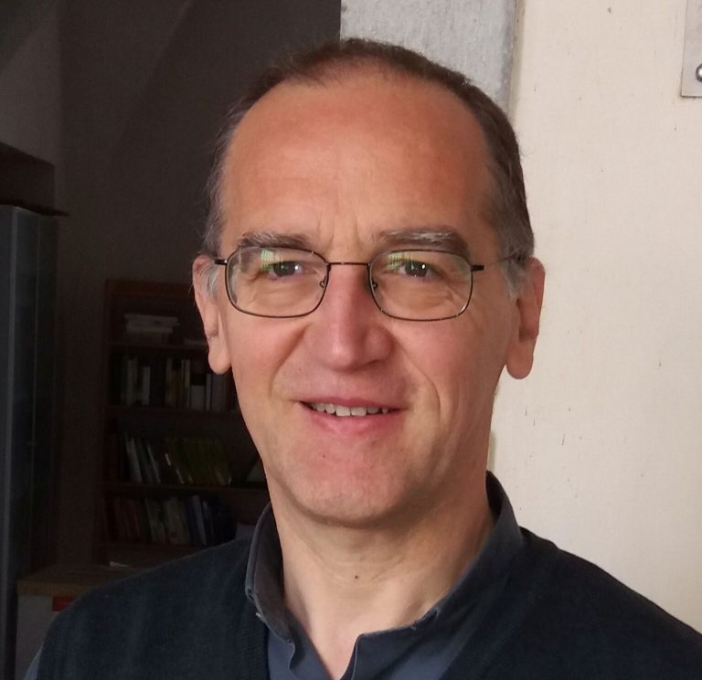 users_docenti_25_documenti_foto_25-1536×1487